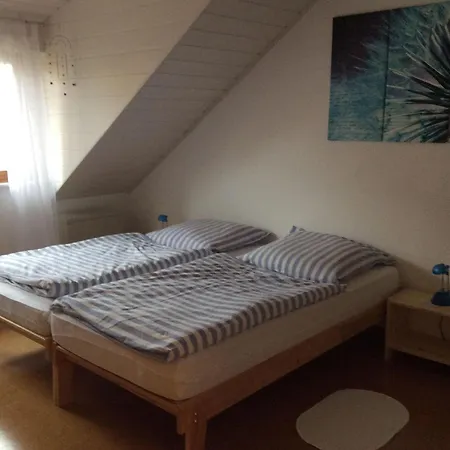 Ferienwohnung-loesch شقة