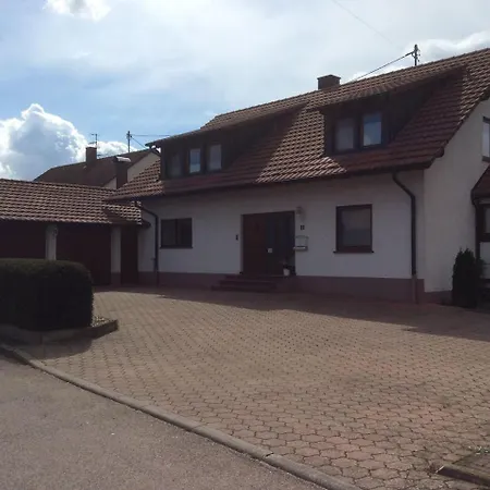 Ferienwohnung-loesch Apartment